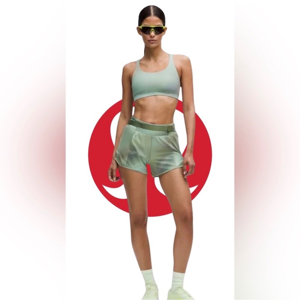 Lululemon Hotty Hot Shorts 3" Chrome Drift Green Rainbow Boho Running Coquette 6